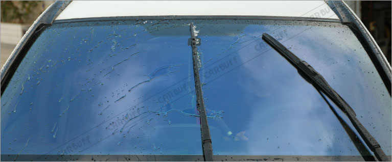 汽車玻璃鍍膜-雨刷的刷拭